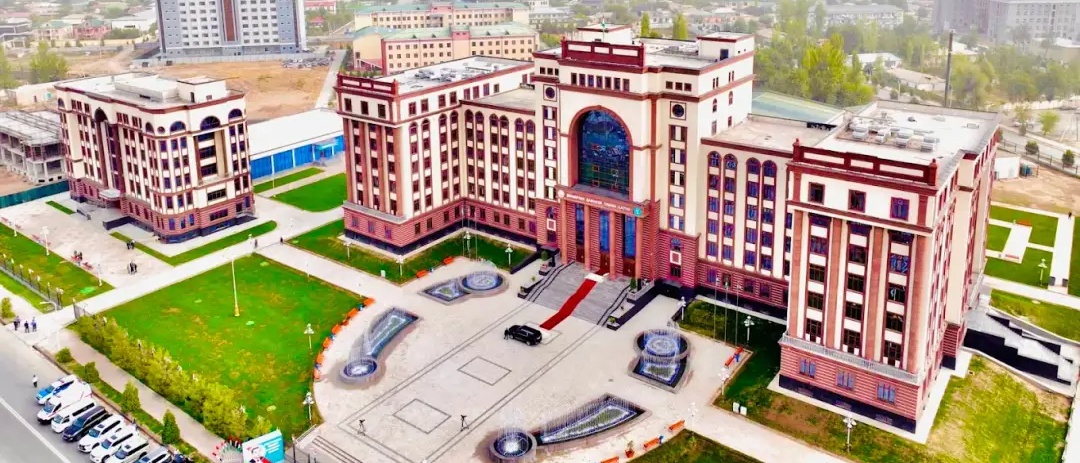 جامعة ختلون الطبية الحكومية